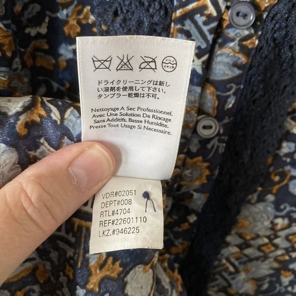 Eddie Bauer Women’s 100% Silk Cap Sleeved V Neck Blouse Size Large - Picture 8 of 11